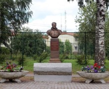 Памятник Защитникам ленинградского неба.